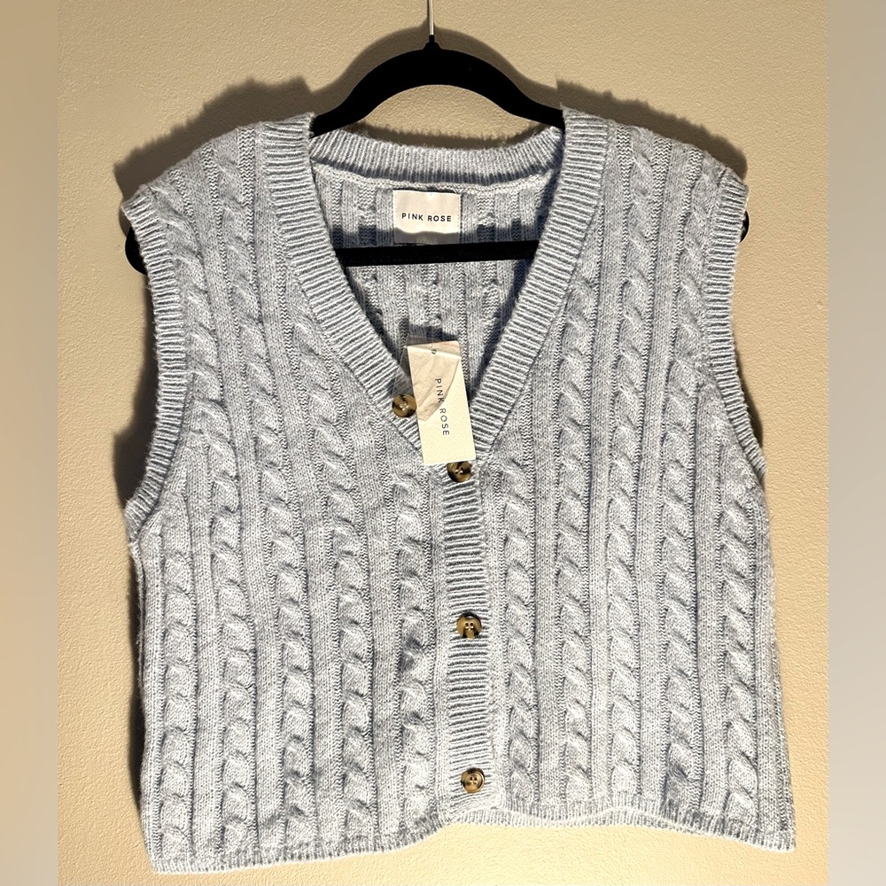 NWT Pink Rose Blue Button Down Knit Sweater Vest - women’s large